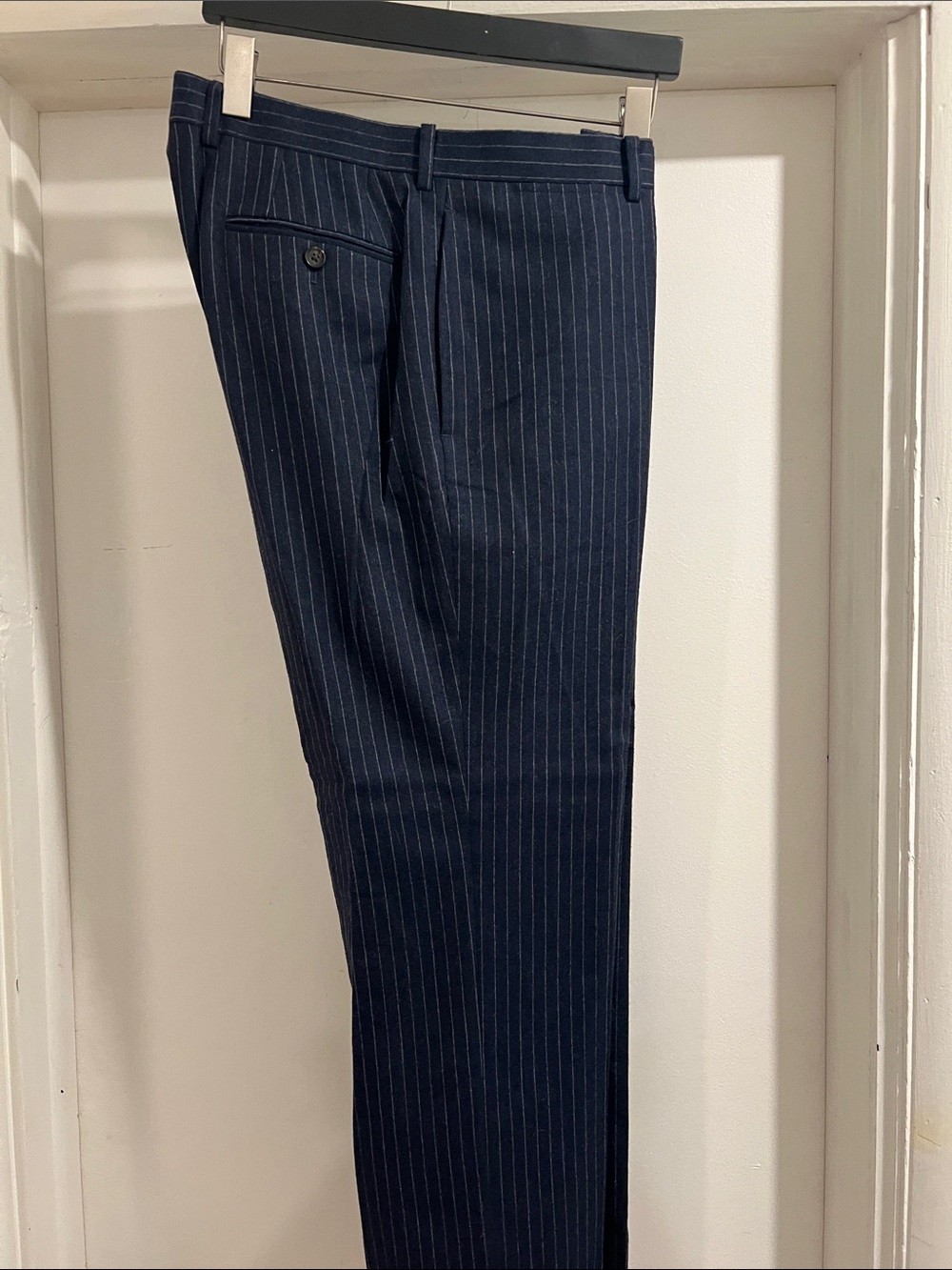Ralph Lauren Navy Pinstripe Dress Pants; 100% Wool-34x30 (room left to lengthen)